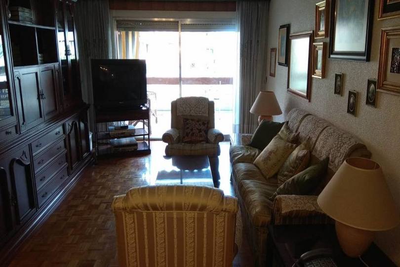 Alicante,Alicante,España,3 Bedrooms Bedrooms,2 BathroomsBathrooms,Pisos,11746