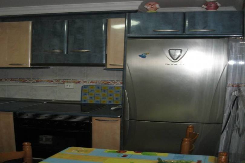 Alicante,Alicante,España,3 Bedrooms Bedrooms,1 BañoBathrooms,Pisos,11750