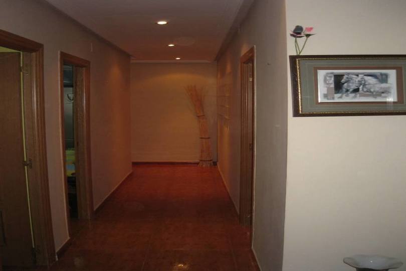 Alicante,Alicante,España,3 Bedrooms Bedrooms,1 BañoBathrooms,Pisos,11750