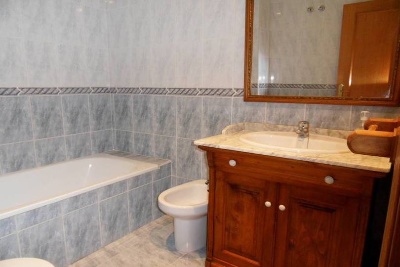 San Vicente del Raspeig,Alicante,España,4 Bedrooms Bedrooms,2 BathroomsBathrooms,Pisos,11765