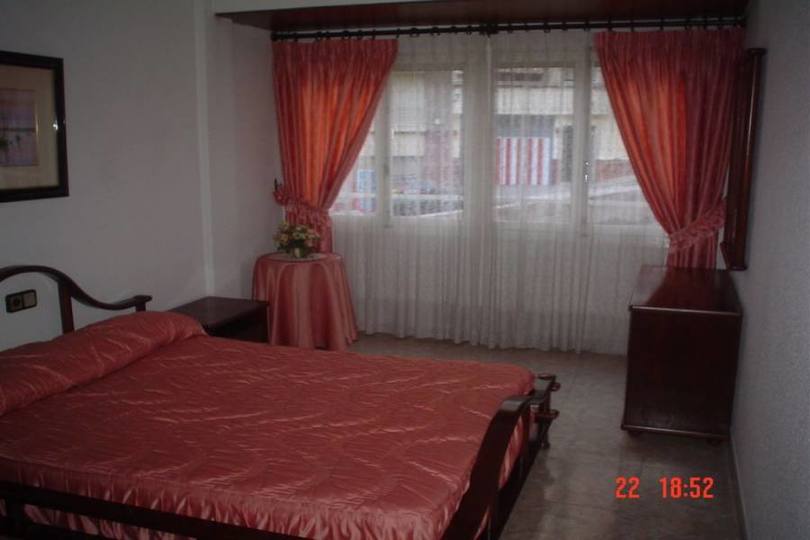 Alicante,Alicante,España,4 Bedrooms Bedrooms,2 BathroomsBathrooms,Pisos,11783