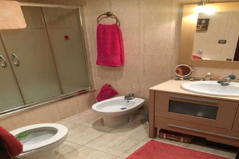 Alicante,Alicante,España,4 Bedrooms Bedrooms,2 BathroomsBathrooms,Pisos,11795