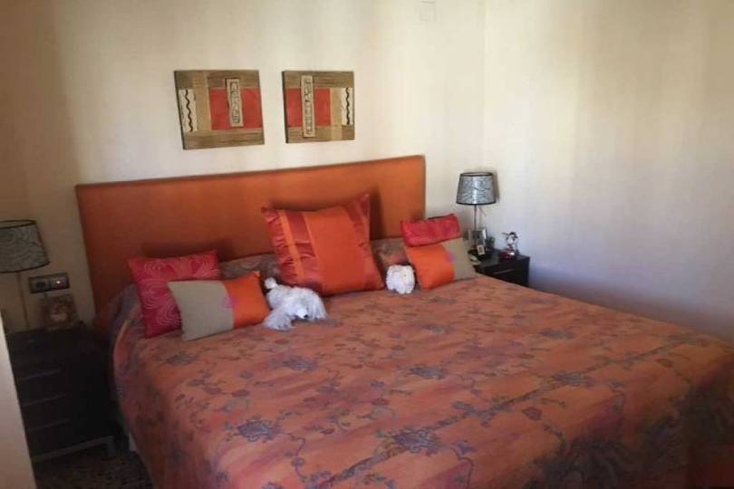Alicante,Alicante,España,4 Bedrooms Bedrooms,2 BathroomsBathrooms,Pisos,11795