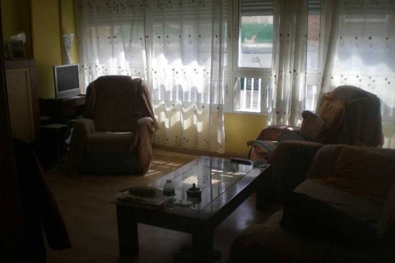 Alicante,Alicante,España,3 Bedrooms Bedrooms,1 BañoBathrooms,Pisos,11799