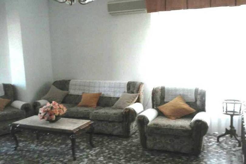 Alicante,Alicante,España,4 Bedrooms Bedrooms,1 BañoBathrooms,Pisos,11805