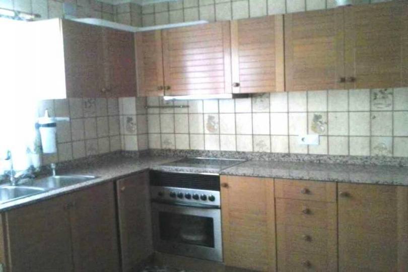 Alicante,Alicante,España,4 Bedrooms Bedrooms,1 BañoBathrooms,Pisos,11805