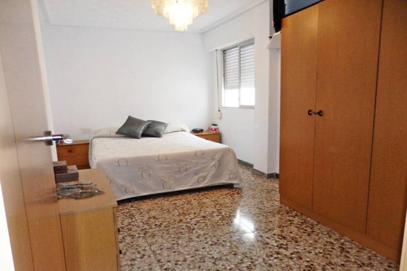 Elche,Alicante,España,3 Bedrooms Bedrooms,1 BañoBathrooms,Pisos,11816