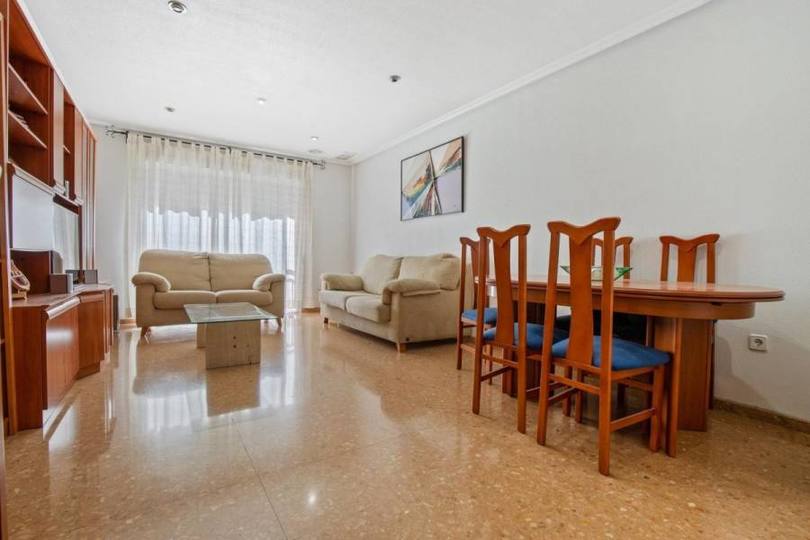 Elche,Alicante,España,3 Bedrooms Bedrooms,2 BathroomsBathrooms,Pisos,11824