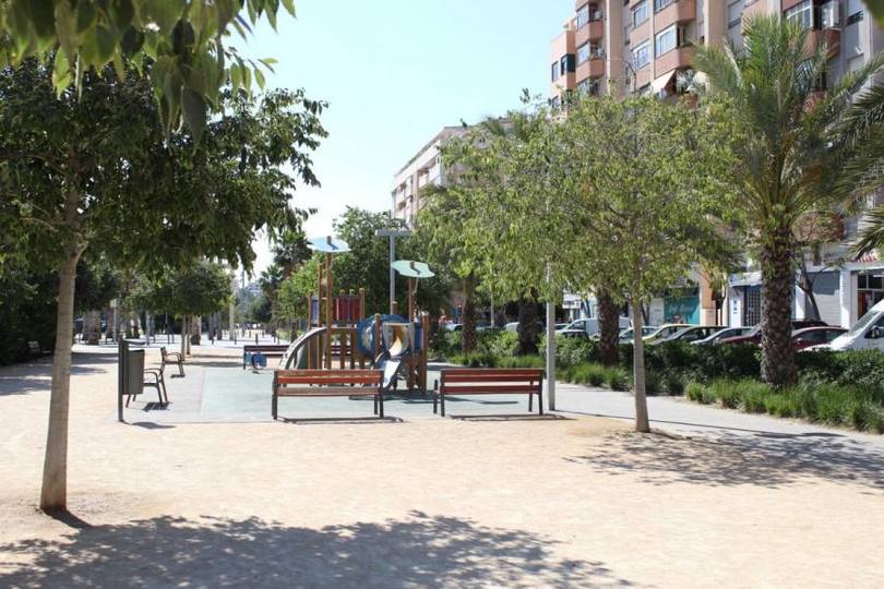 Alicante,Alicante,España,3 Bedrooms Bedrooms,1 BañoBathrooms,Pisos,11851