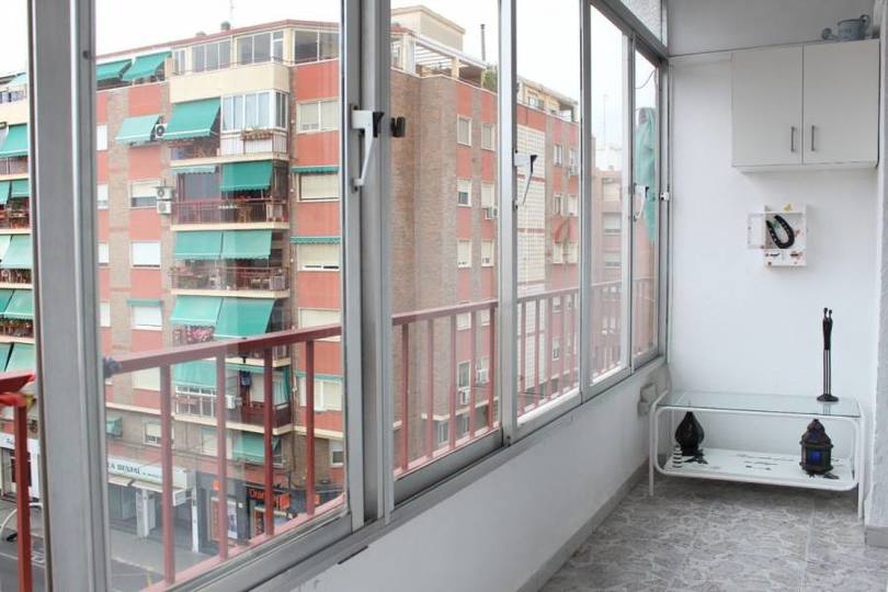 Alicante,Alicante,España,3 Bedrooms Bedrooms,1 BañoBathrooms,Pisos,11851