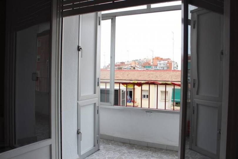 Alicante,Alicante,España,3 Bedrooms Bedrooms,1 BañoBathrooms,Pisos,11851