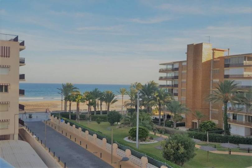 Alicante,Alicante,España,3 Bedrooms Bedrooms,1 BañoBathrooms,Pisos,11853