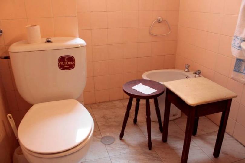Alicante,Alicante,España,4 Bedrooms Bedrooms,1 BañoBathrooms,Pisos,11855