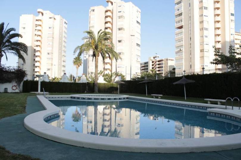 Alicante,Alicante,España,4 Bedrooms Bedrooms,1 BañoBathrooms,Pisos,11856