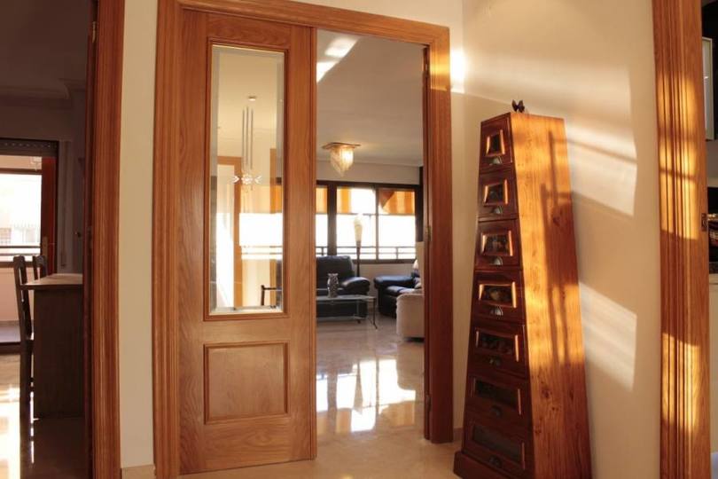 Alicante,Alicante,España,4 Bedrooms Bedrooms,1 BañoBathrooms,Pisos,11856