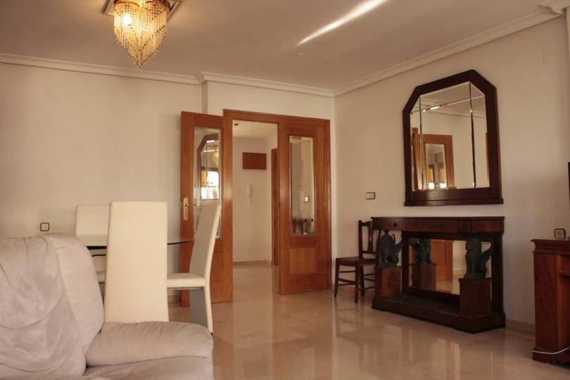 Alicante,Alicante,España,4 Bedrooms Bedrooms,1 BañoBathrooms,Pisos,11856