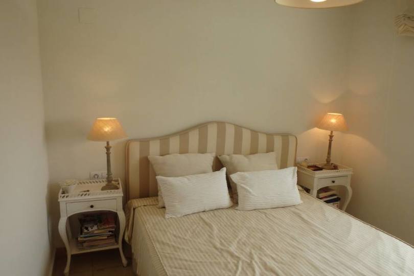 Alicante,Alicante,España,3 Bedrooms Bedrooms,2 BathroomsBathrooms,Pisos,11861