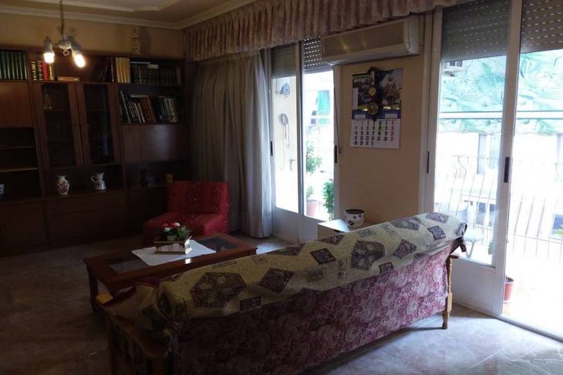 Elche,Alicante,España,4 Bedrooms Bedrooms,1 BañoBathrooms,Pisos,11877