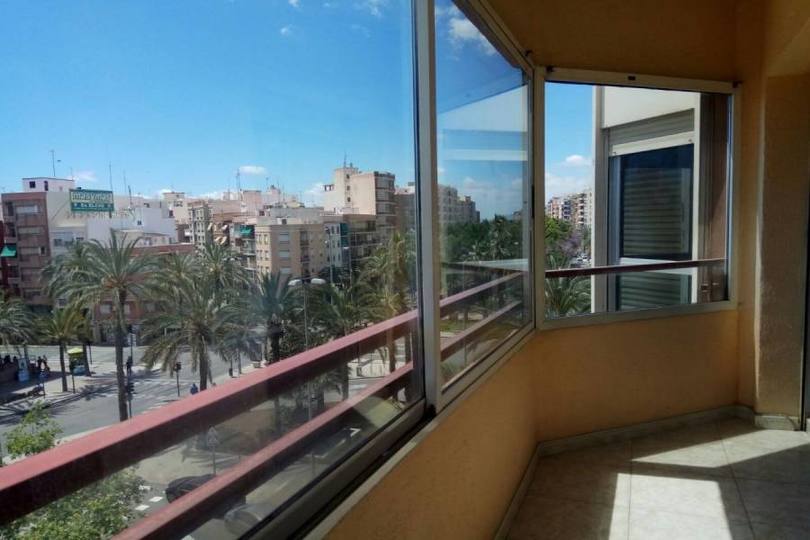 Elche,Alicante,España,3 Bedrooms Bedrooms,1 BañoBathrooms,Pisos,11903