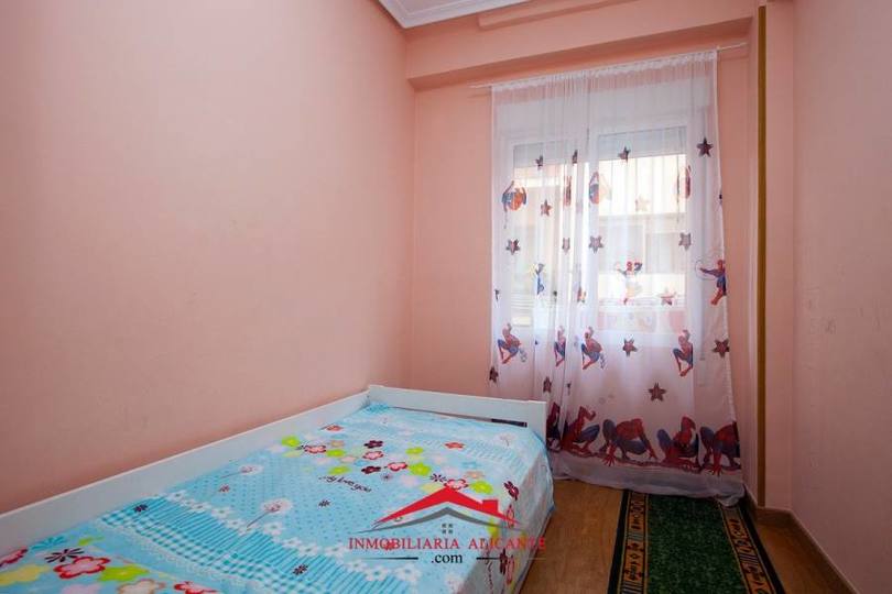 Alicante,Alicante,España,3 Bedrooms Bedrooms,1 BañoBathrooms,Pisos,11907