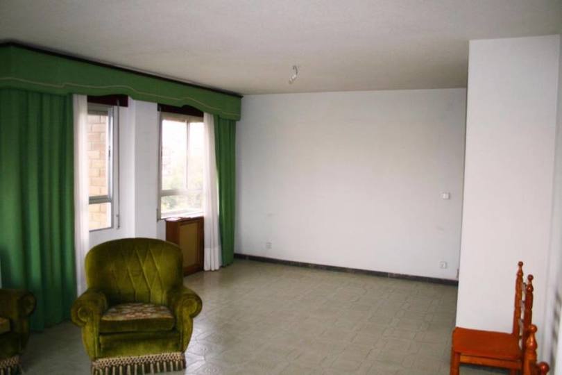 Alicante,Alicante,España,5 Bedrooms Bedrooms,2 BathroomsBathrooms,Pisos,11908