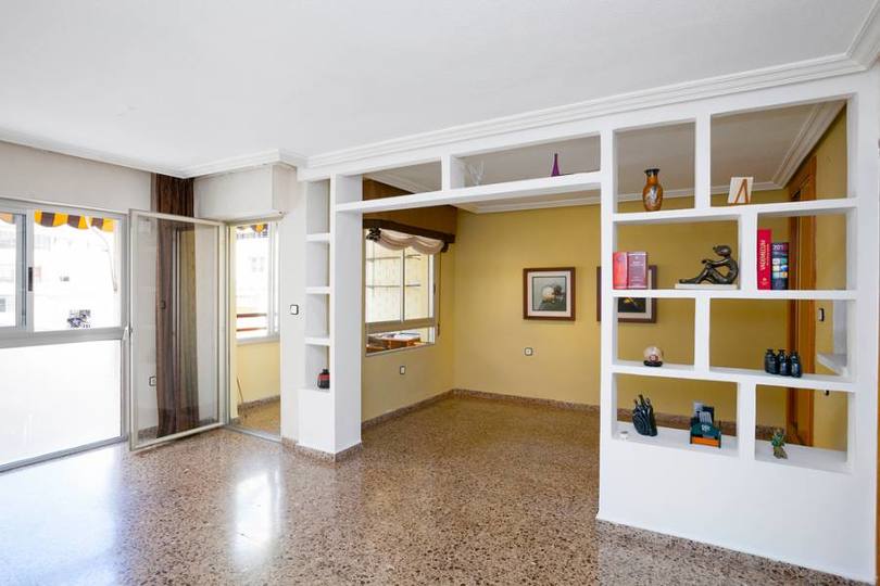 Alicante,Alicante,España,3 Bedrooms Bedrooms,2 BathroomsBathrooms,Pisos,11910