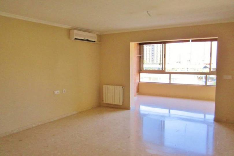 Alicante,Alicante,España,3 Bedrooms Bedrooms,2 BathroomsBathrooms,Pisos,11942