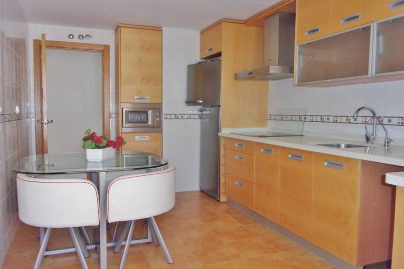 Alicante,Alicante,España,4 Bedrooms Bedrooms,2 BathroomsBathrooms,Pisos,11944