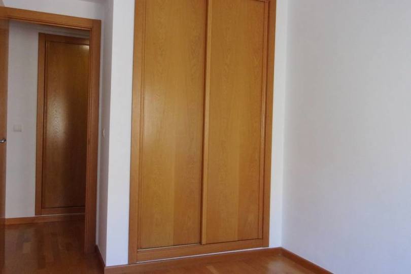 Alicante,Alicante,España,4 Bedrooms Bedrooms,2 BathroomsBathrooms,Pisos,11944