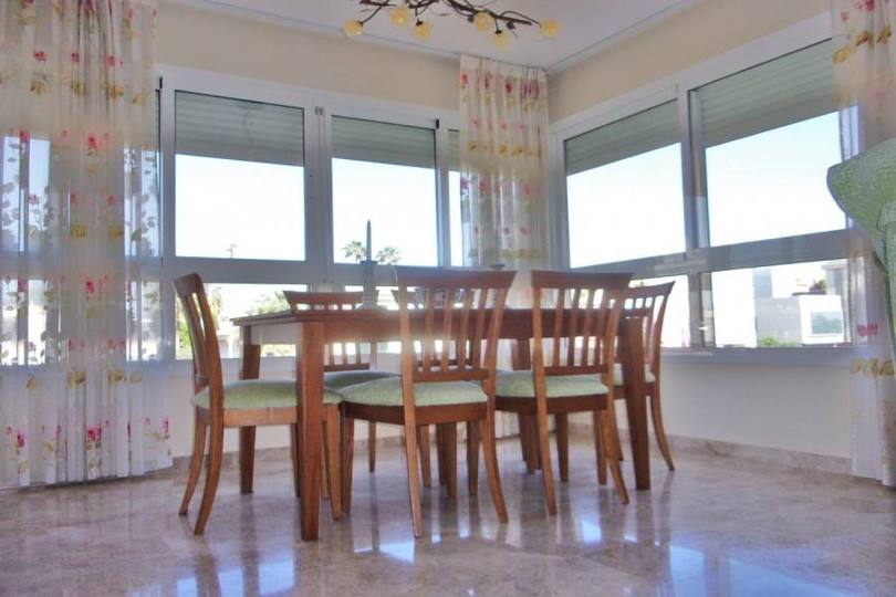 Alicante,Alicante,España,3 Bedrooms Bedrooms,2 BathroomsBathrooms,Pisos,11948