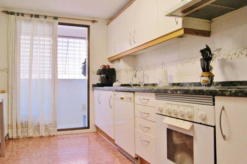 Alicante,Alicante,España,3 Bedrooms Bedrooms,2 BathroomsBathrooms,Pisos,11965