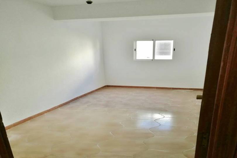 Alicante,Alicante,España,3 Bedrooms Bedrooms,1 BañoBathrooms,Pisos,11972