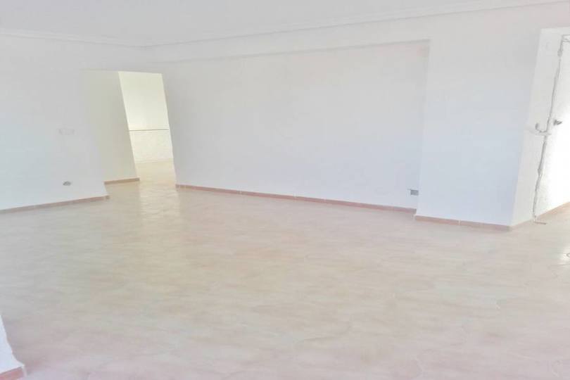 Alicante,Alicante,España,3 Bedrooms Bedrooms,1 BañoBathrooms,Pisos,11972