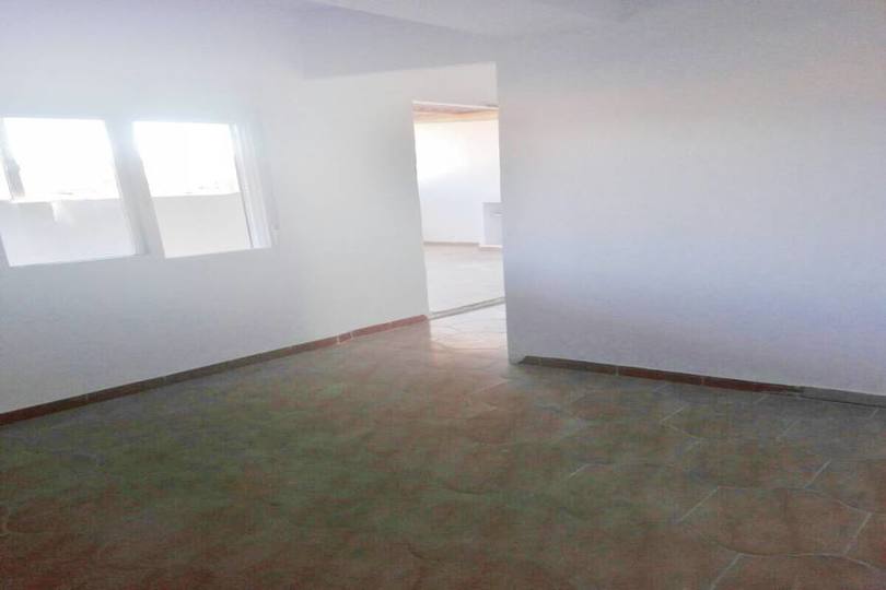 Alicante,Alicante,España,3 Bedrooms Bedrooms,1 BañoBathrooms,Pisos,11972