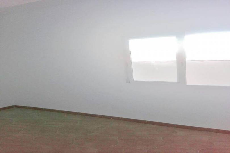 Alicante,Alicante,España,3 Bedrooms Bedrooms,1 BañoBathrooms,Pisos,11972