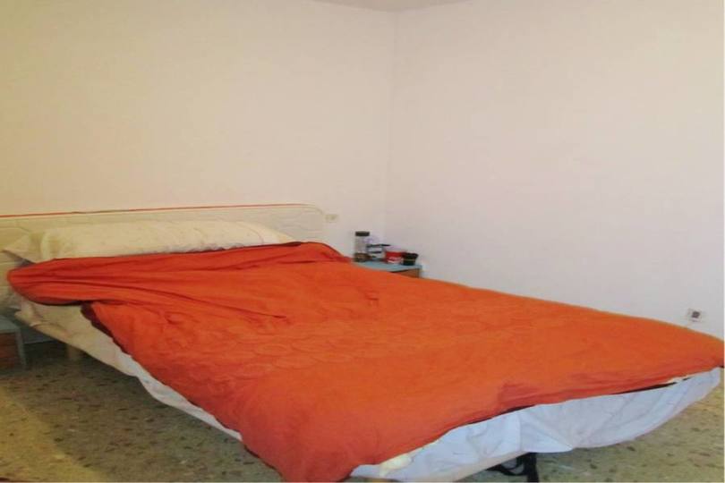 Alicante,Alicante,España,3 Bedrooms Bedrooms,1 BañoBathrooms,Pisos,11979