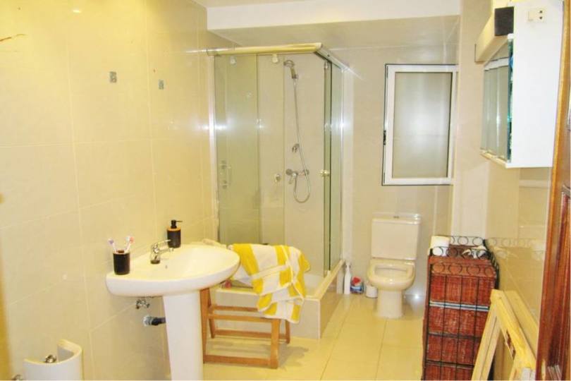 Alicante,Alicante,España,3 Bedrooms Bedrooms,1 BañoBathrooms,Pisos,11979