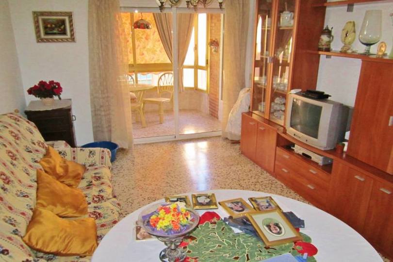 Alicante,Alicante,España,4 Bedrooms Bedrooms,1 BañoBathrooms,Pisos,11989