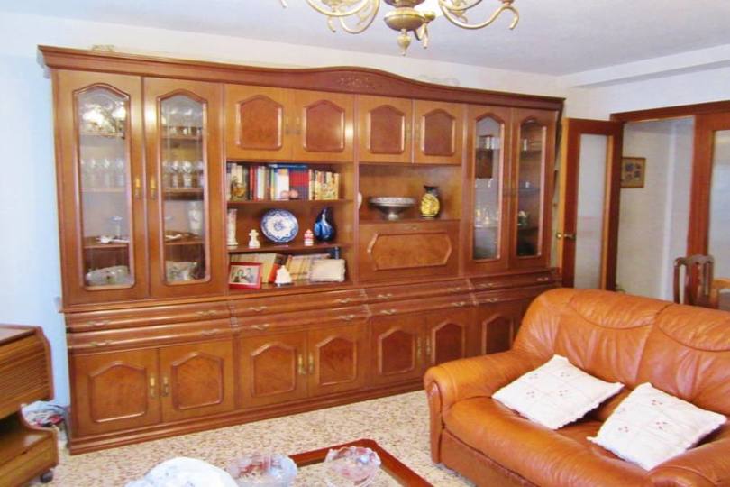 Alicante,Alicante,España,4 Bedrooms Bedrooms,1 BañoBathrooms,Pisos,11989