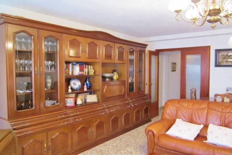 Alicante,Alicante,España,4 Bedrooms Bedrooms,1 BañoBathrooms,Pisos,11989