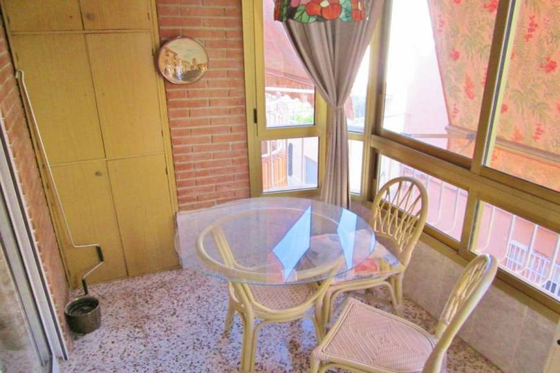 Alicante,Alicante,España,4 Bedrooms Bedrooms,1 BañoBathrooms,Pisos,11989