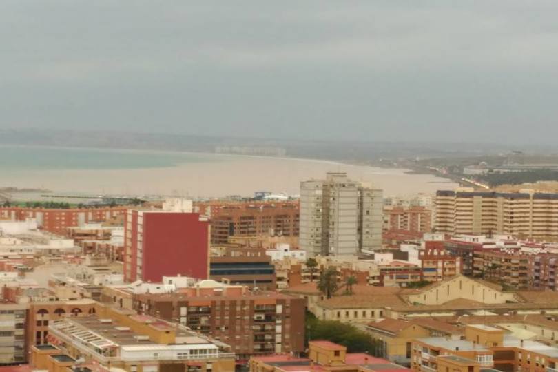 Alicante,Alicante,España,3 Bedrooms Bedrooms,2 BathroomsBathrooms,Pisos,12007