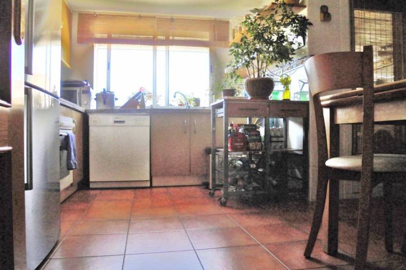 Alicante,Alicante,España,3 Bedrooms Bedrooms,2 BathroomsBathrooms,Pisos,12017