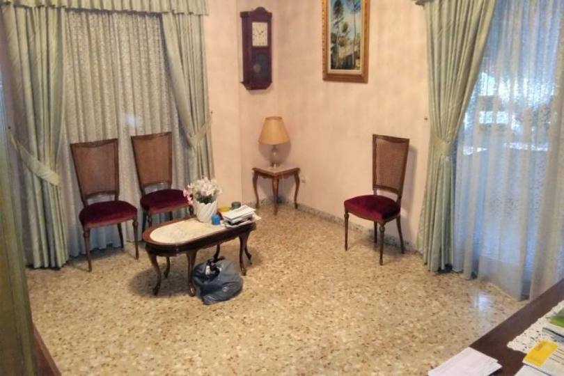Alicante,Alicante,España,3 Bedrooms Bedrooms,2 BathroomsBathrooms,Pisos,12021