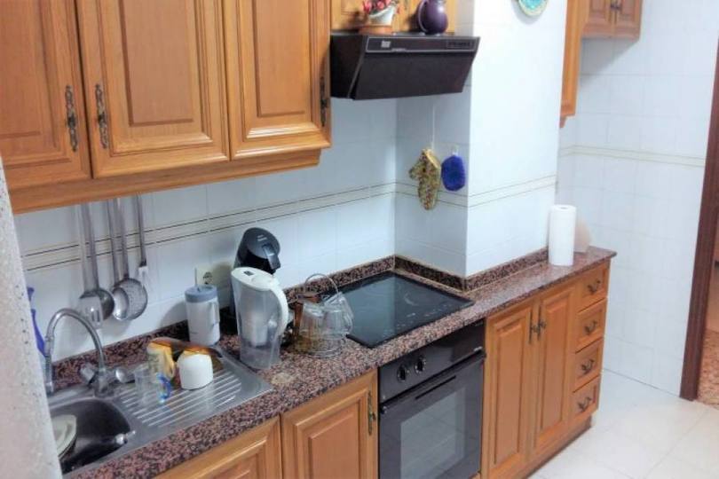 Alicante,Alicante,España,3 Bedrooms Bedrooms,2 BathroomsBathrooms,Pisos,12021