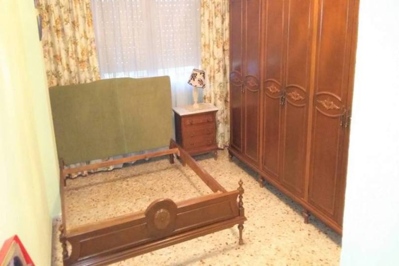 Alicante,Alicante,España,3 Bedrooms Bedrooms,2 BathroomsBathrooms,Pisos,12021