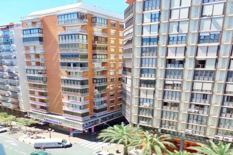 Alicante,Alicante,España,3 Bedrooms Bedrooms,1 BañoBathrooms,Pisos,12024