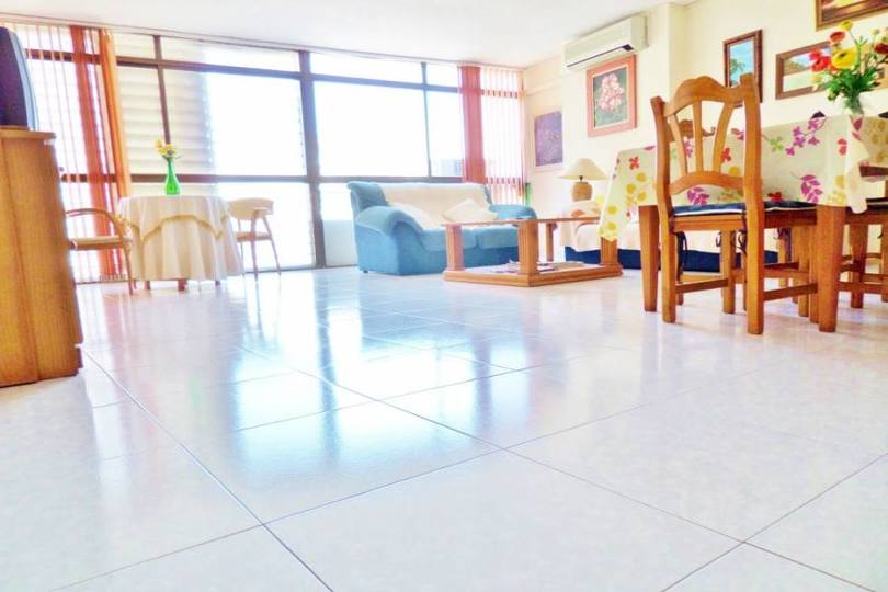 Alicante,Alicante,España,3 Bedrooms Bedrooms,1 BañoBathrooms,Pisos,12024