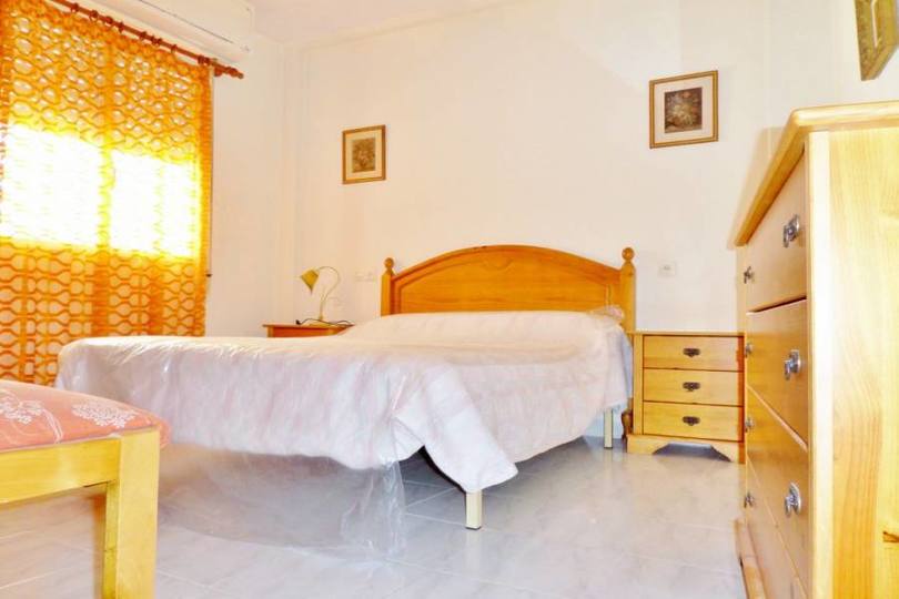 Alicante,Alicante,España,3 Bedrooms Bedrooms,1 BañoBathrooms,Pisos,12024