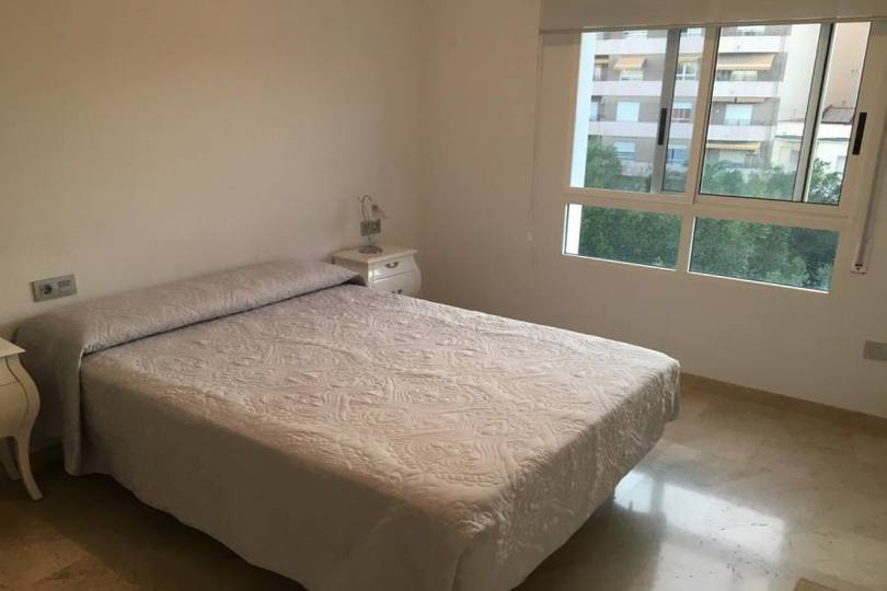 Elche,Alicante,España,3 Bedrooms Bedrooms,2 BathroomsBathrooms,Pisos,12036